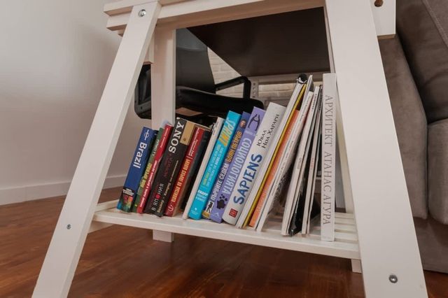 Flamingo Flat /Two-bedroom with Balcony\