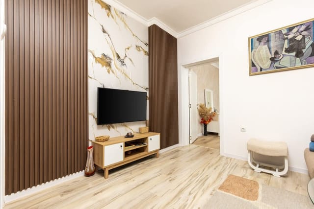 City Retreat with Local Charm