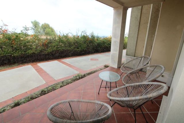 Cozy 2 bedroom apartment in Flores Garden