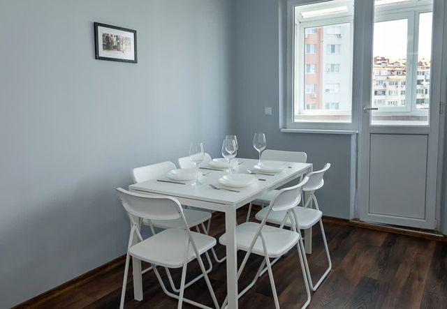 Bright & Airy Flat with 2 Bedrooms – Urban peace