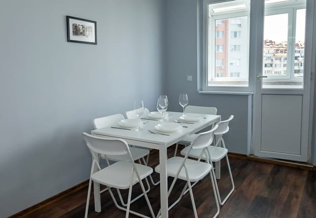 Bright & Airy Flat with 2 Bedrooms – Urban peace