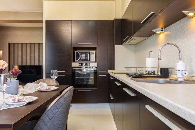 Modern 2BD - 14 min to Medical University