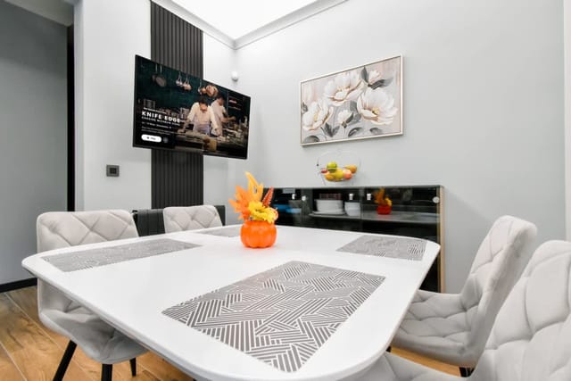 Stylish 2-Bedroom Sofia Stay