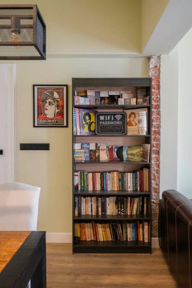 Urban Charm & Comfort - Chic 2BD in Prime Location