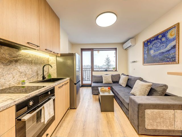 Alpine Glow Studio with Parking, Pamporovo