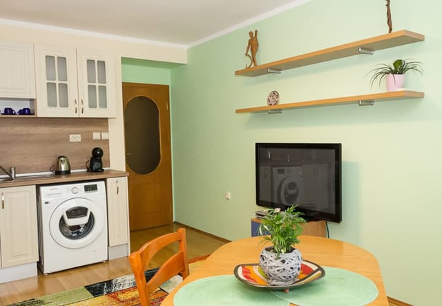 2BD Family Apt in Varna - 10 Min to Beach & Center