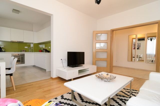 "Rise and Shine"Luxury Apartment