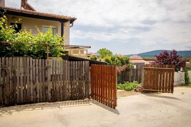 Villa Beni  4-Bedroom Private House