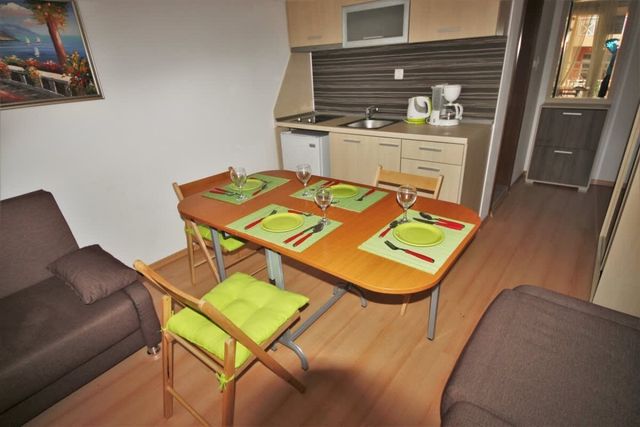 Sunny Day 6 Comfortable Studio