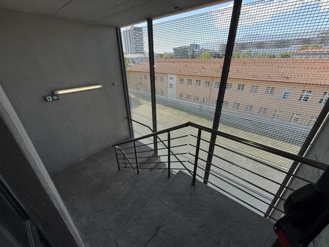 Big 5 Story Parking with security