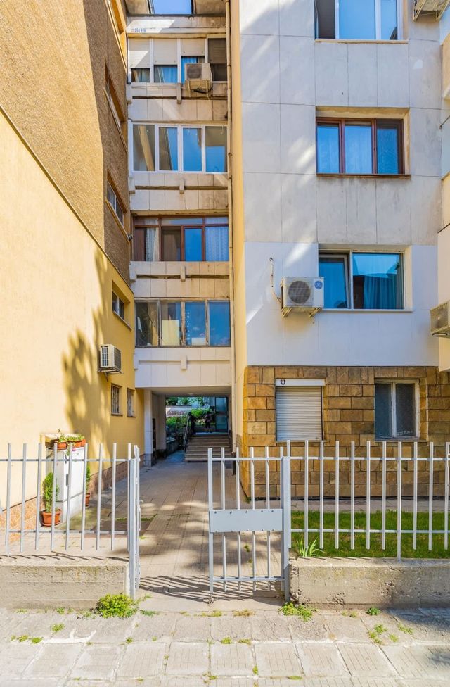 Da Vinci Delight: Modern 2BD Apartment