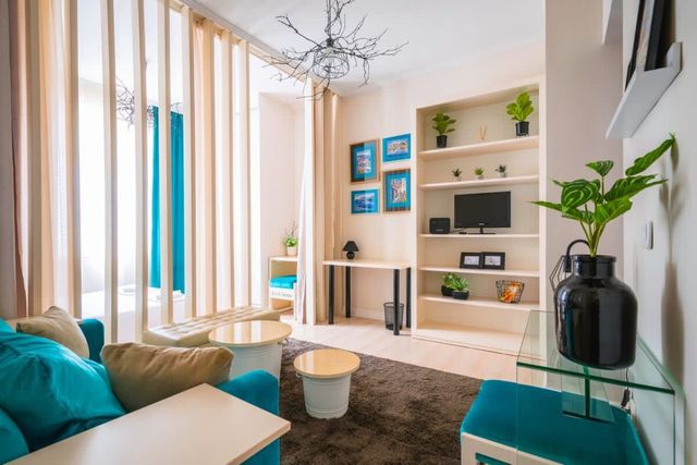 Bright Bohemian Studio with Prime Location