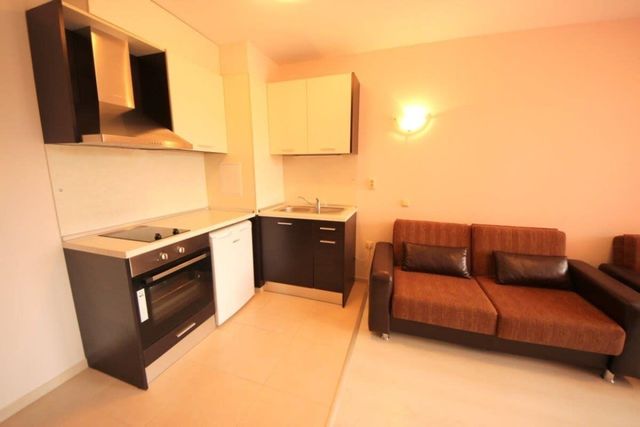 Sunny Apartment with terrace in Horyzont