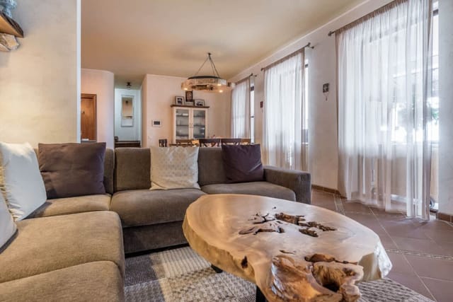 Hacienda Del Sol | Heated Pool