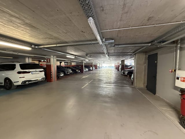 Big 5 Story Parking with security