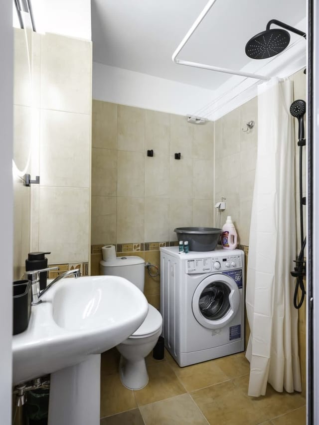 Cute 1BD in Central Sofia - Steps from South Park