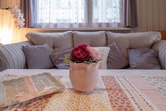 Little HoMe with a Park View