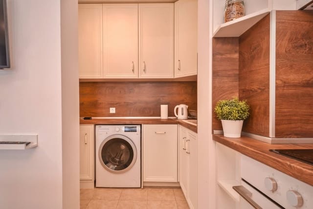 South Park, Vitosha View, 2-BDR, 2-BTHR Apartment