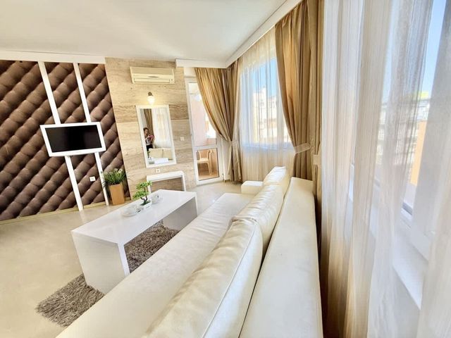 Cozy apartment in Emerald Paradise