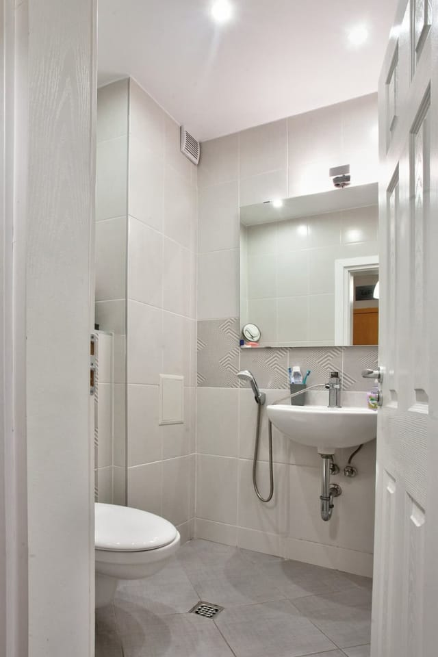 City Nest 1BD in Lozenets