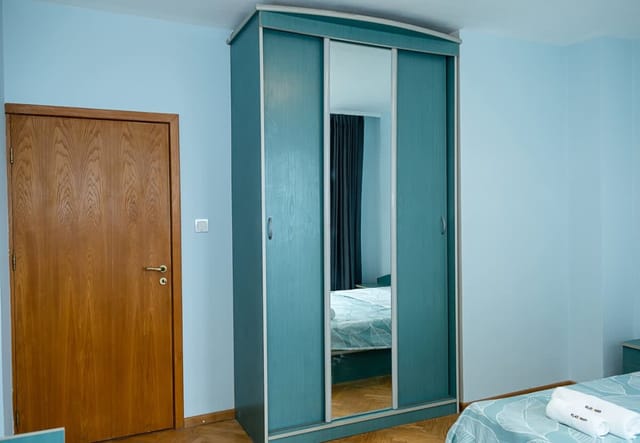 3BD Maisonette with Sea Views - Next to Sea Garden