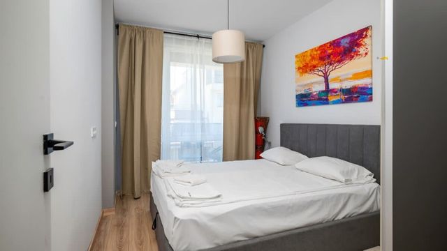 Simon's Apartment - 1BDR at Cherkovna Residence