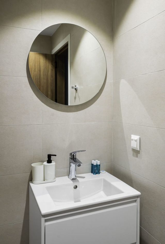 Aviva Living - 2BD Apartment With Free Parking