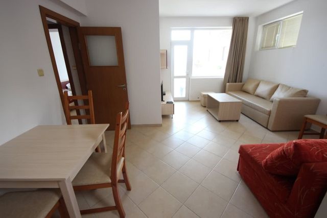 Family Apartment with Sea View in Apolon