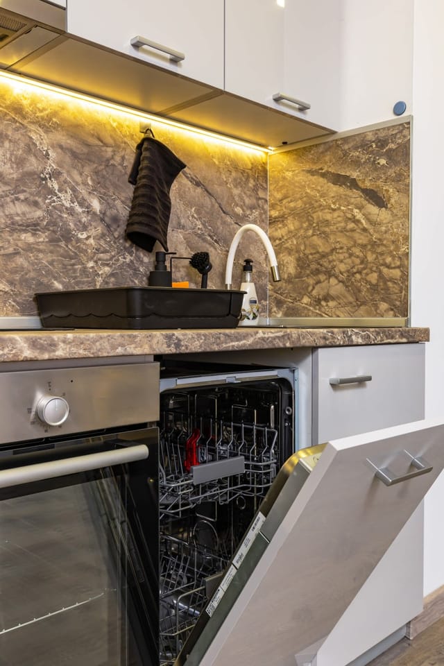 Top-Floor Flat with Balcony