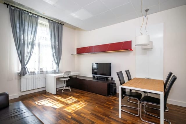 1BD Apartment - Perfect Central Location