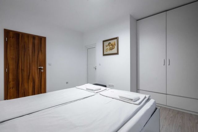 1BD Modern Living on blvd. Tsar Boris III + garage