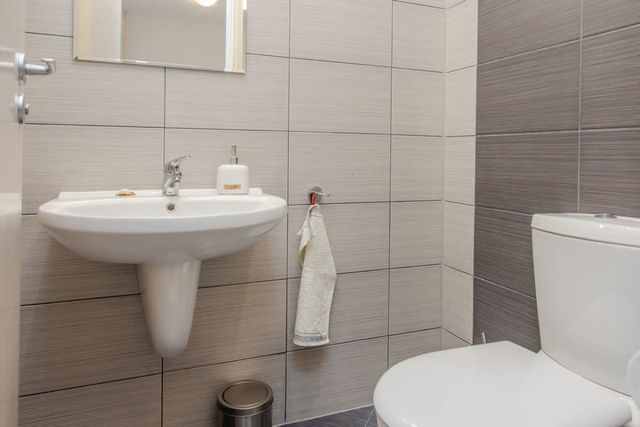 Lovely 3BD flat with Parking and Sea View