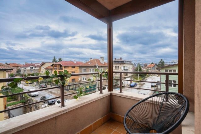 Modern 1BD Flat with AC & Balcony | Sofia Airport