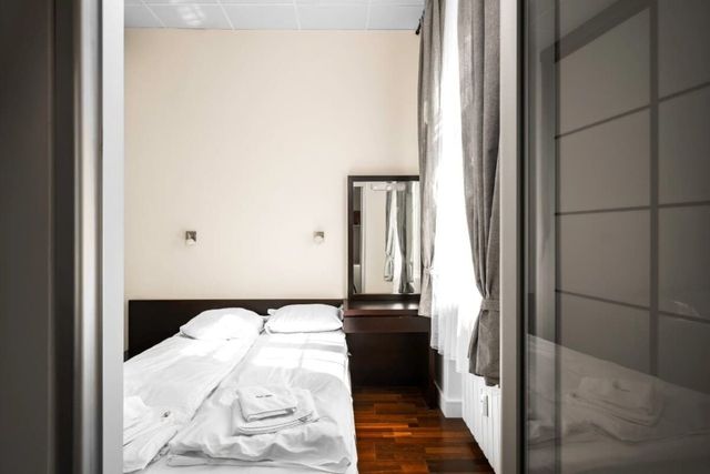 1BD Apartment - Perfect Central Location