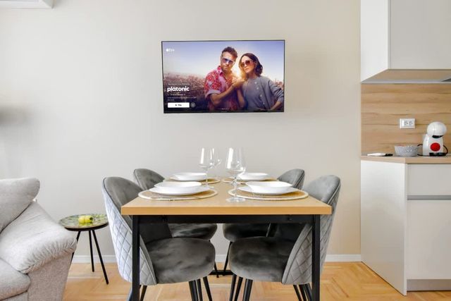 Sunny Sofia Studio with Balcony - Photo 2