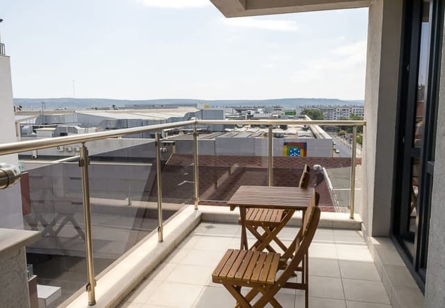 Cozy & Bright 2-BR Flat Next to Grand Mall Varna