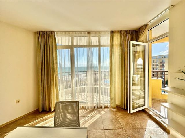 Aheloy Palace - Luxury apartment for 5 person