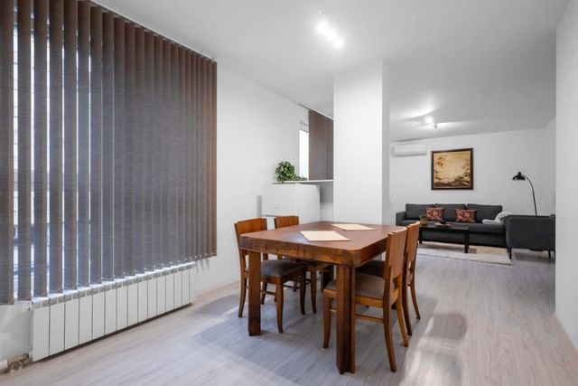 1BD Modern Living on blvd. Tsar Boris III + garage