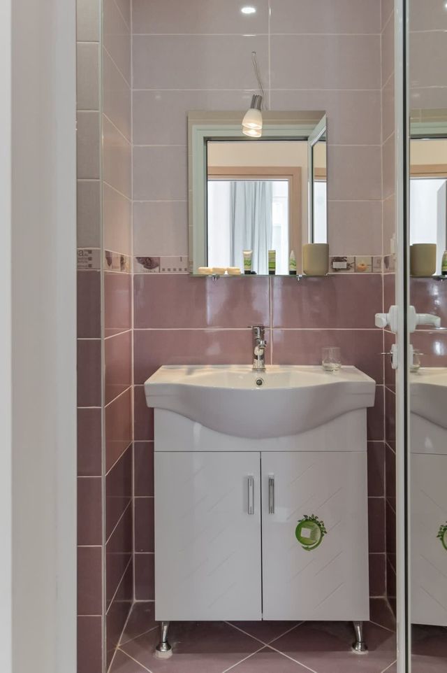 Bright Two-Bedroom Apartment in Top Center