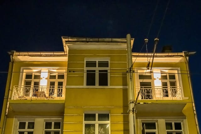 South 2.2 - Brand New Modern 1BD in Sofia Center