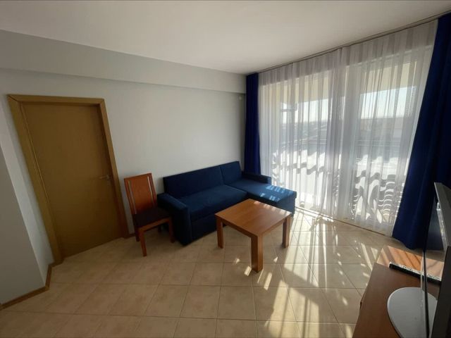 Nice 2 bedroom apartment in Sunny Beach Hills