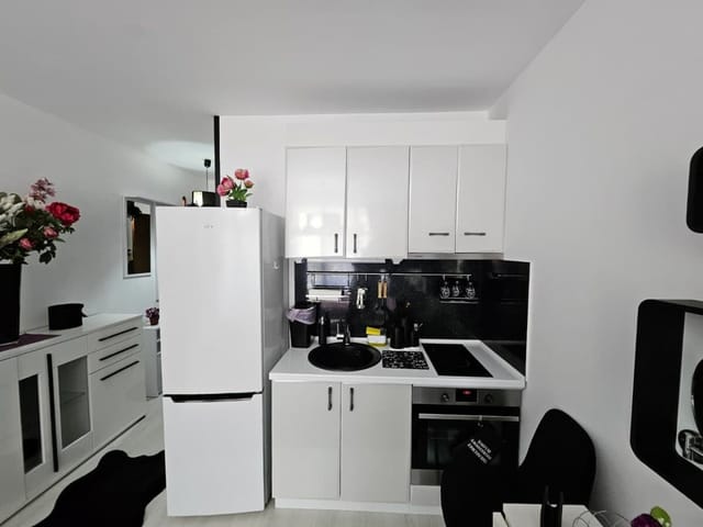 Romantic Sensual Retreat Studio by Flat Manager