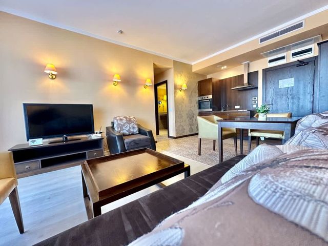 Cozy two bedroom in Royal Beach