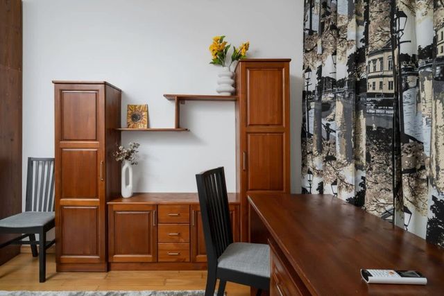 1BD flat with Desk on Russian Monument Square - Photo 3