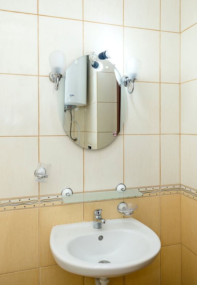 Kabakum 1BR Retreat with Parking, Steps to Beach