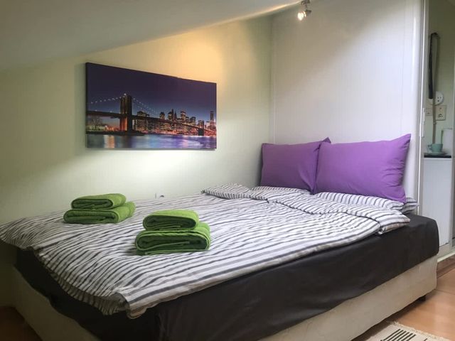 The Backpacker's Spot - Bus & Railway Station Gem