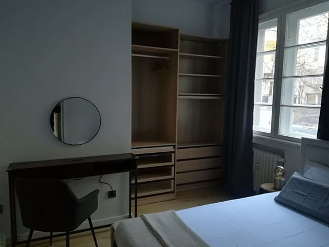 Modern 1BD Apartment next to Vitoshka & NDK