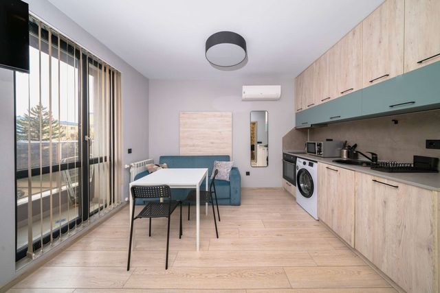 Compact Comfort Studio