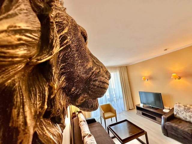 Cozy two bedroom in Royal Beach - Photo 4