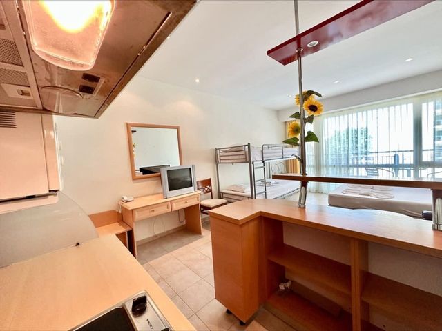 Miramar Palace Family Studio